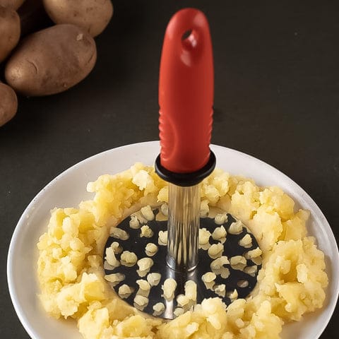 High Grade Stainless Steel Potato Crusher Vegetable Masher Paubhaji / Pav Bhaji Masher with Plastic handle (1 Pc)